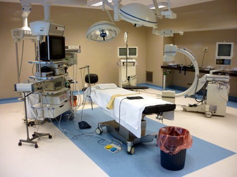 La instalación de nuestros productos se realizan con los pegantes e insumos avalados por Tarkett.